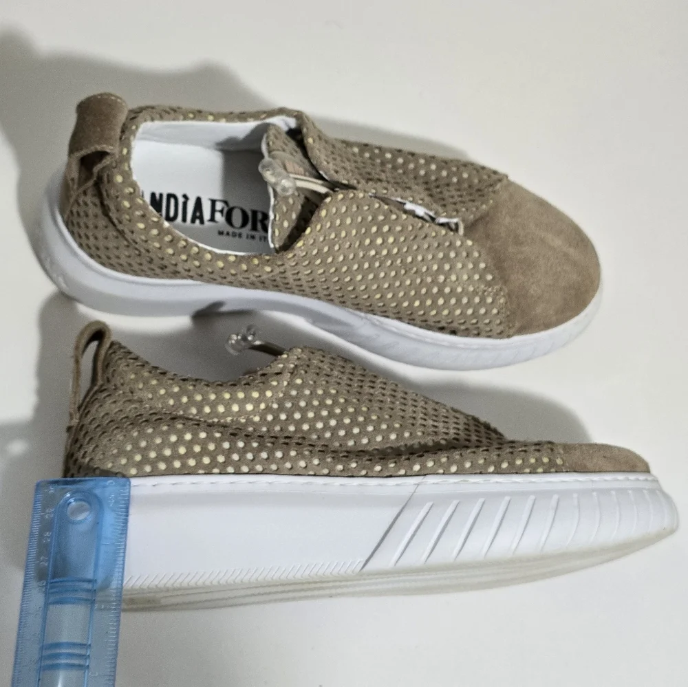 Andia Fora Libi suede chunky Sneakers contemporary comfortable casual chic look